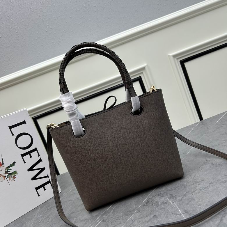 Loewe S652152 22x9x19.5cm ww (1)