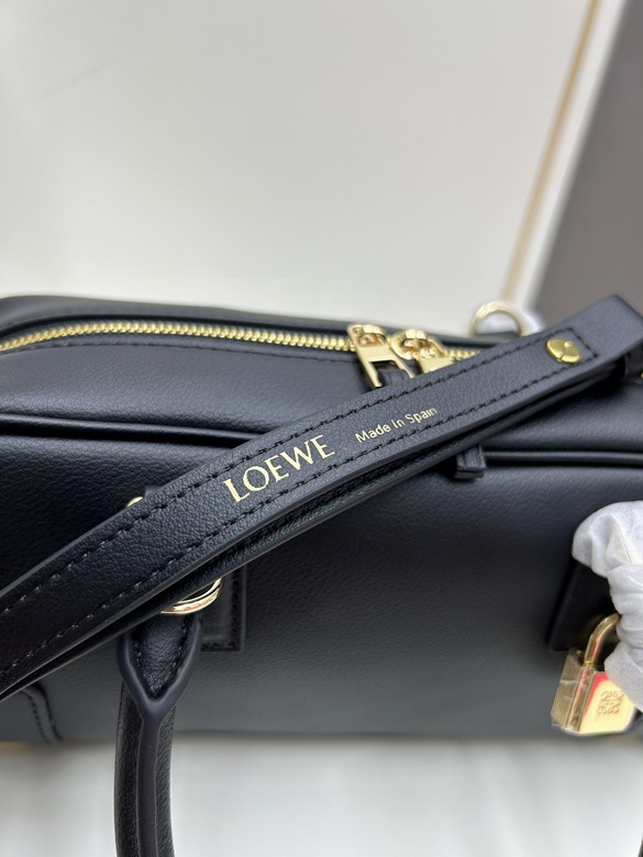 Loewe S062417 23x10x11cm jj_1