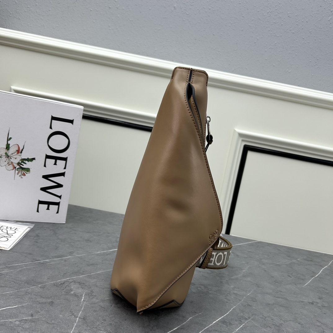 Loewe S327 34x17.5x13cm ww (1)