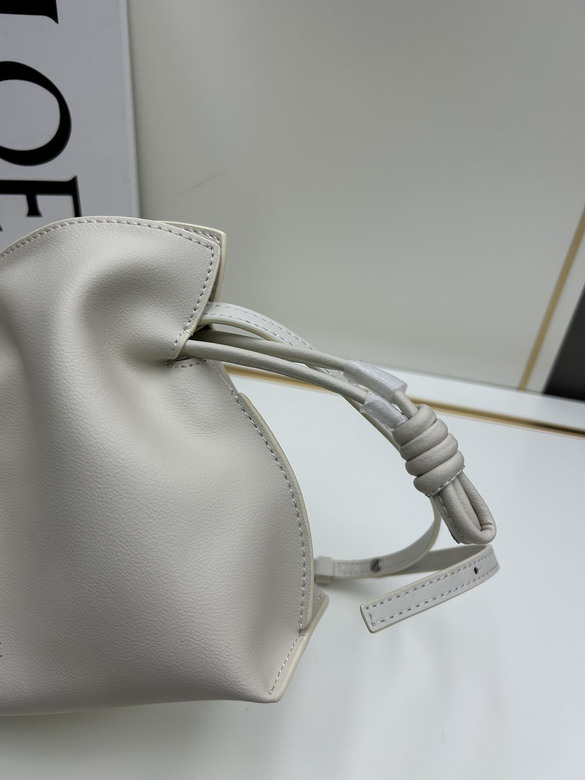 Loewe S063 22 5x18x9cm jj1_1
