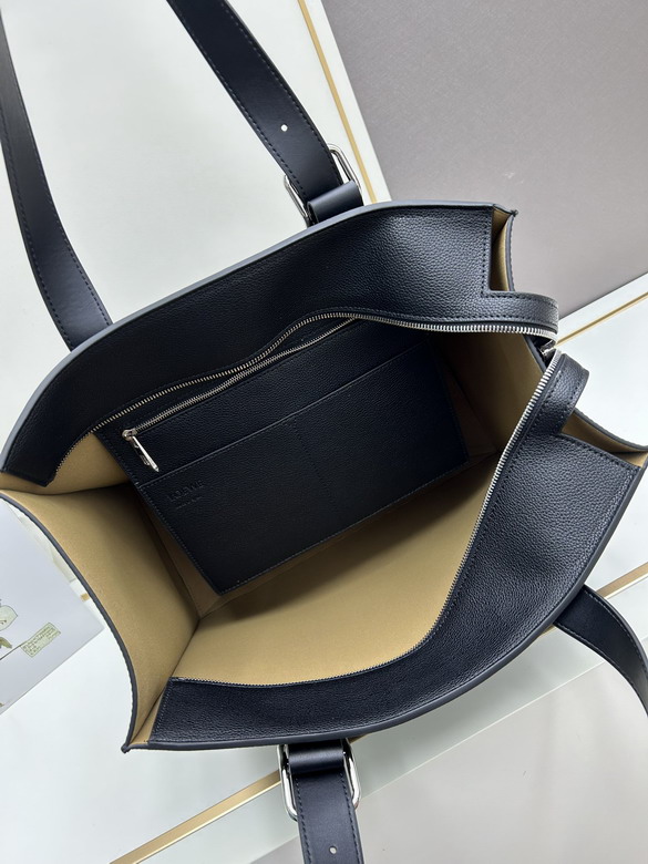 Loewe Buckle 3050A 36x33x17cm jj_1