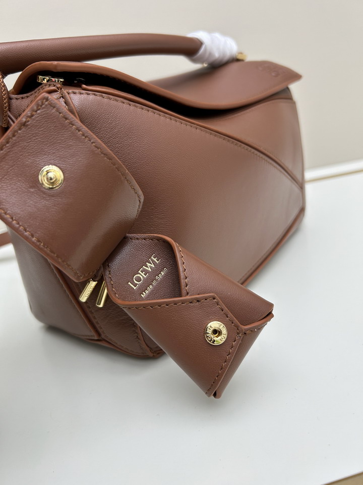 Loewe S25050527 24x16 5x10 5cm jj1_1