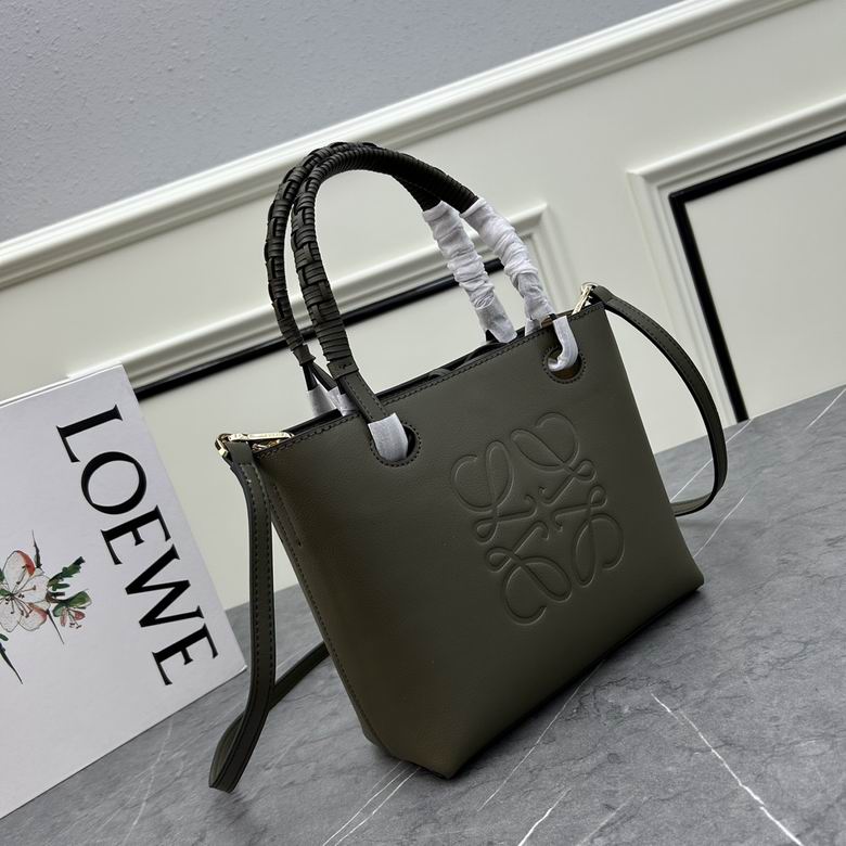 Loewe S652152 22x9x19.5cm ww (1)