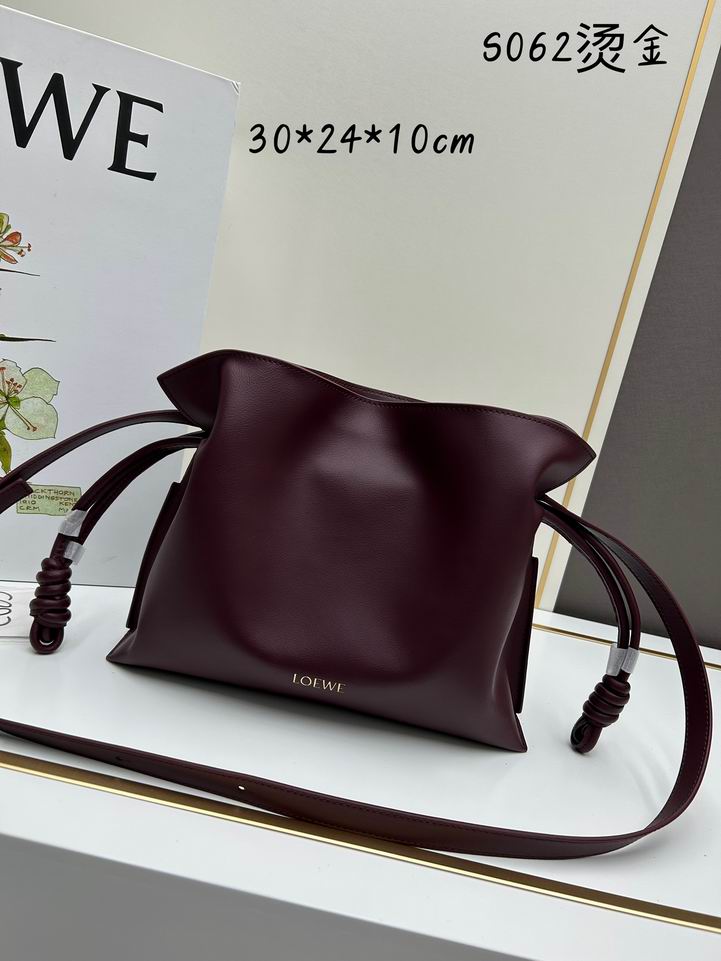Loewe S062 30x24.5x10.5cm jj_1
