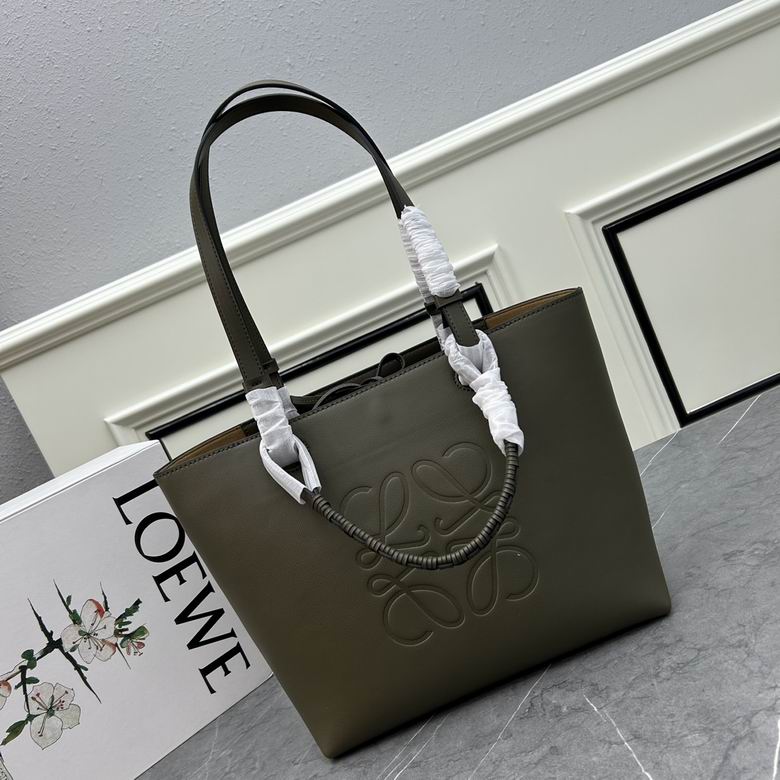 Loewe S011830 29x14x25cm ww (37)