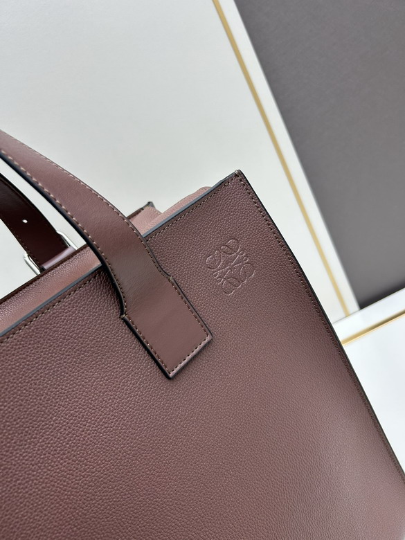 Loewe Buckle 3050A 36x33x17cm jj1_1