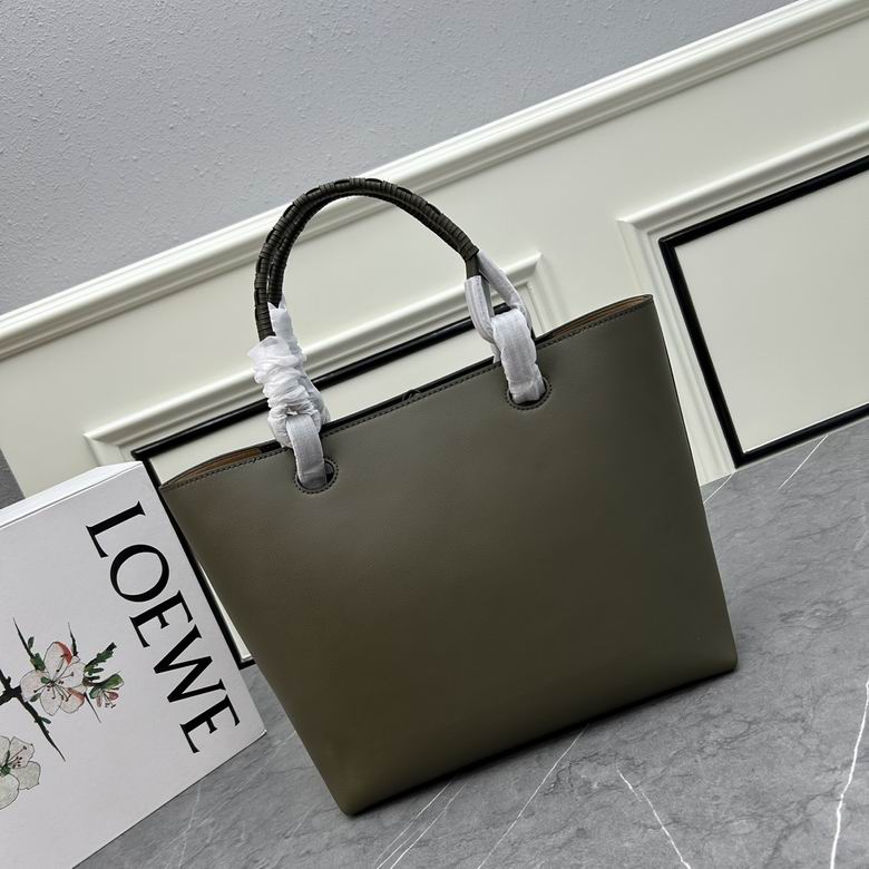 Loewe S011830 29x14x25cm ww (37)