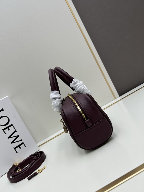 Loewe S062417 23x10x11cm jj3_1