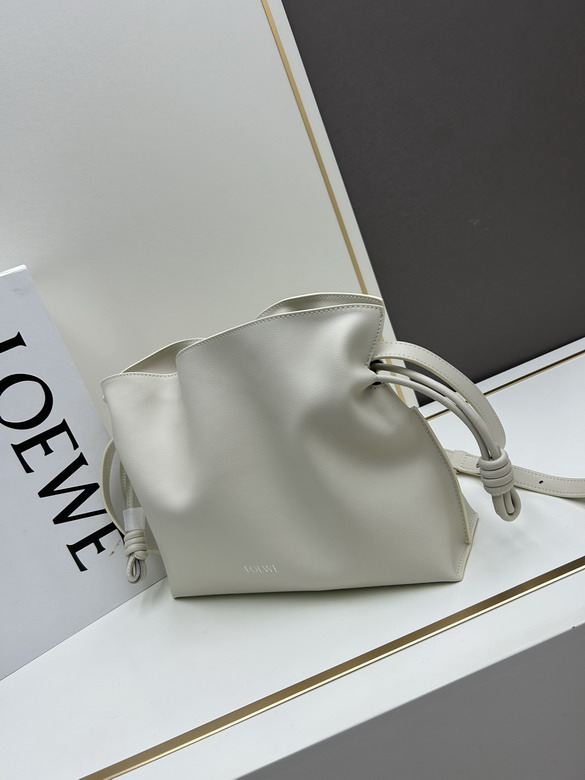 Loewe S062 30x24 5x10 5cm jj1_1