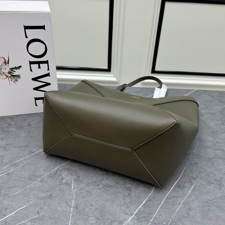 Loewe puzzle fold 25.5x14.5x31.5cm ww (1)