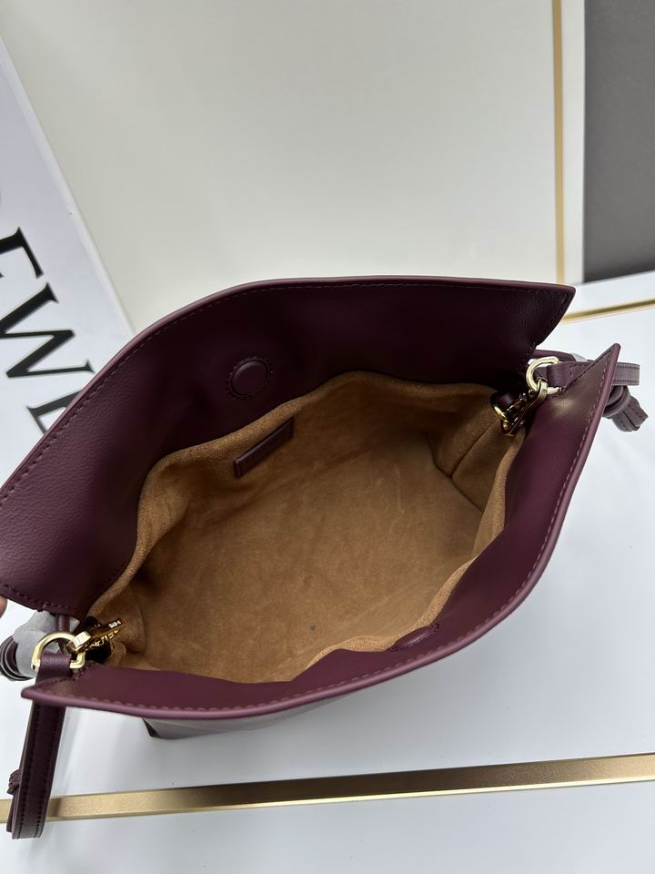 Loewe S063 22.5x18x9cm jj_1