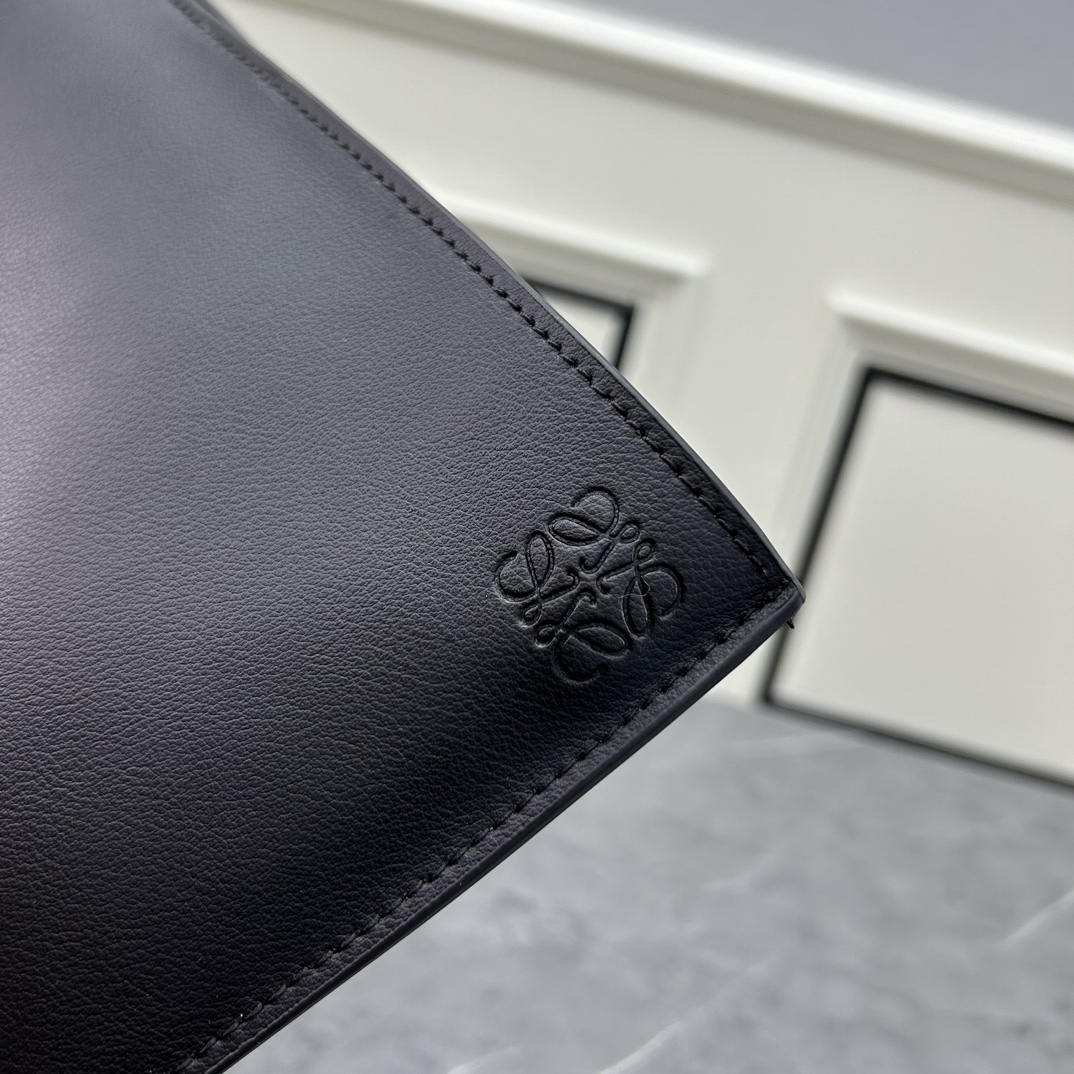 Loewe S327 34x17.5x13cm ww (1)