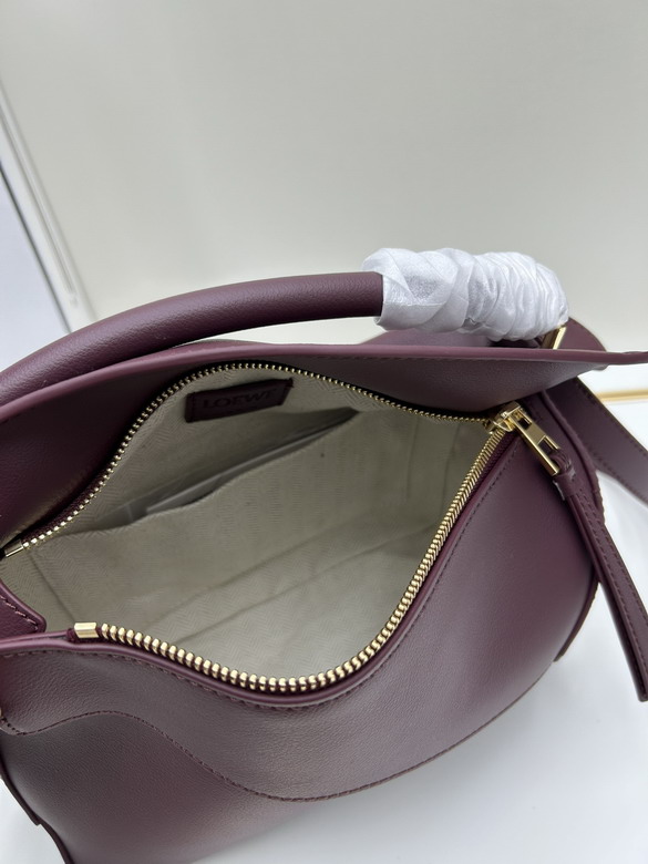 Loewe 062206 24x10 5x16cm jj_1