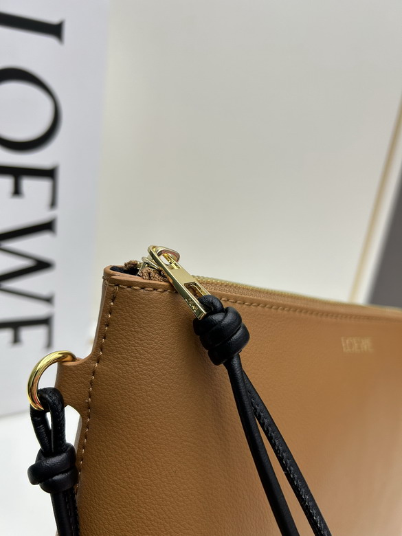 Loewe S3045 22 5x5 5x15 5cm jj1_1