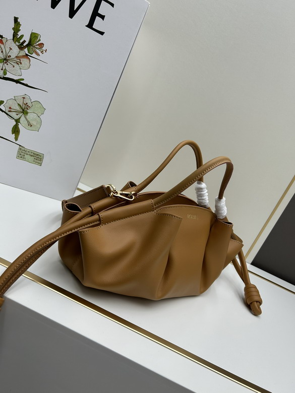 Loewe S062247 35x11 5x21cm jj1_1