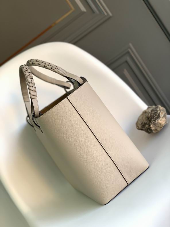 Loewe 062186 29x14x25cm ss5 (1)