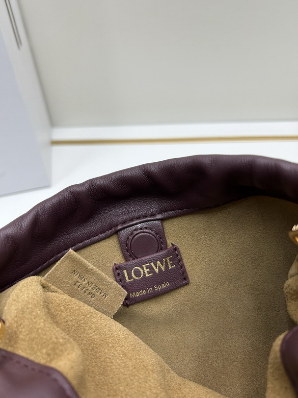 Loewe S260810 23x5 5x17cm jj3_1