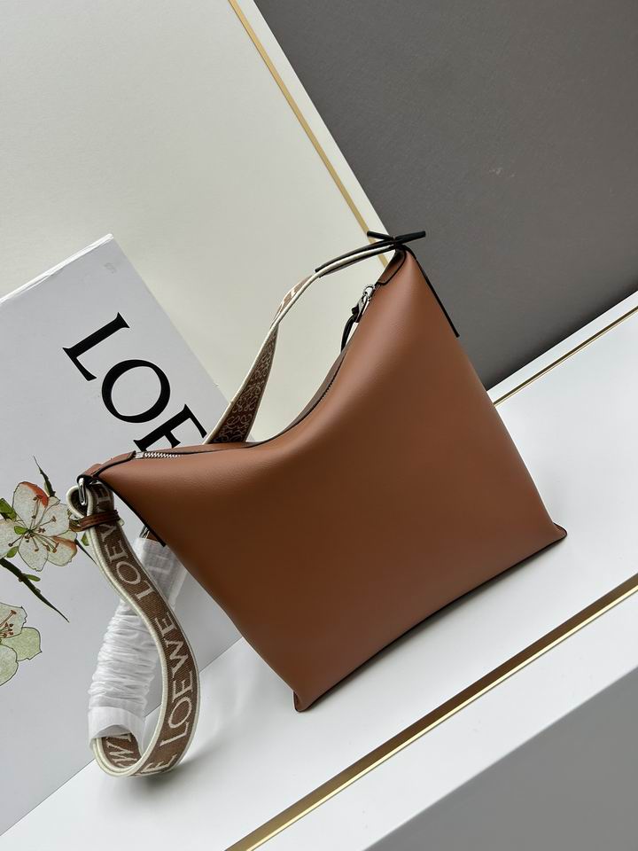 Loewe S230731 29.5x10.5x22cm jj1_1