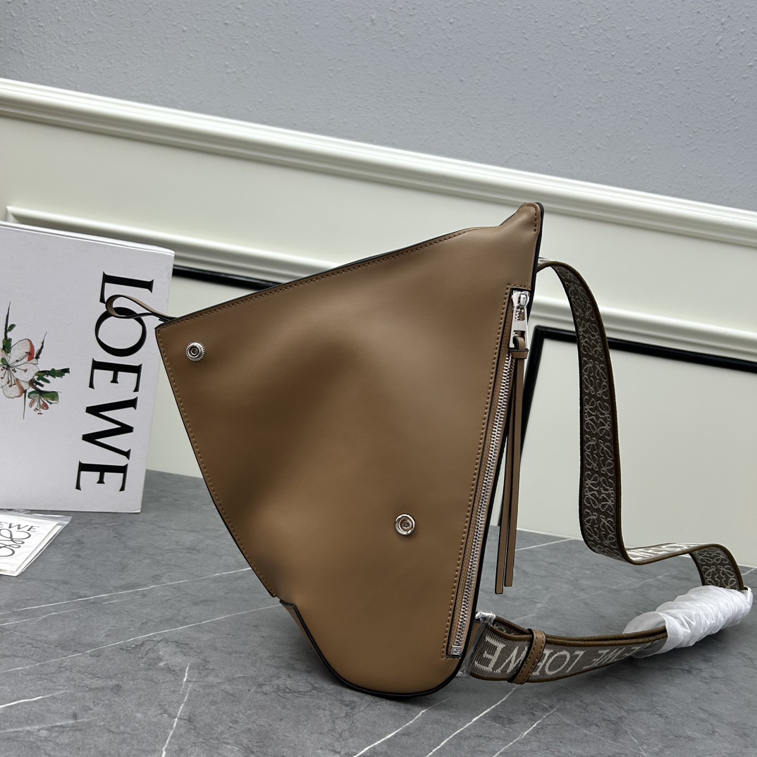 Loewe S327 34x17.5x13cm ww (1)