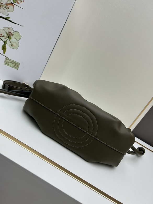 Loewe S062247 35x11 5x21cm jj3_1