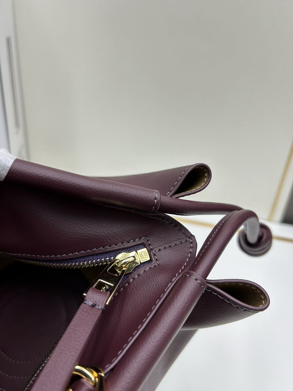 Loewe S062247 35x11 5x21cm jj2_1