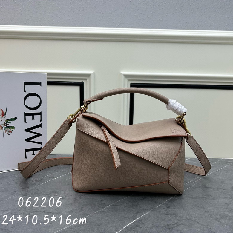Loewe 062206 24x10 5x16cm jj1_1