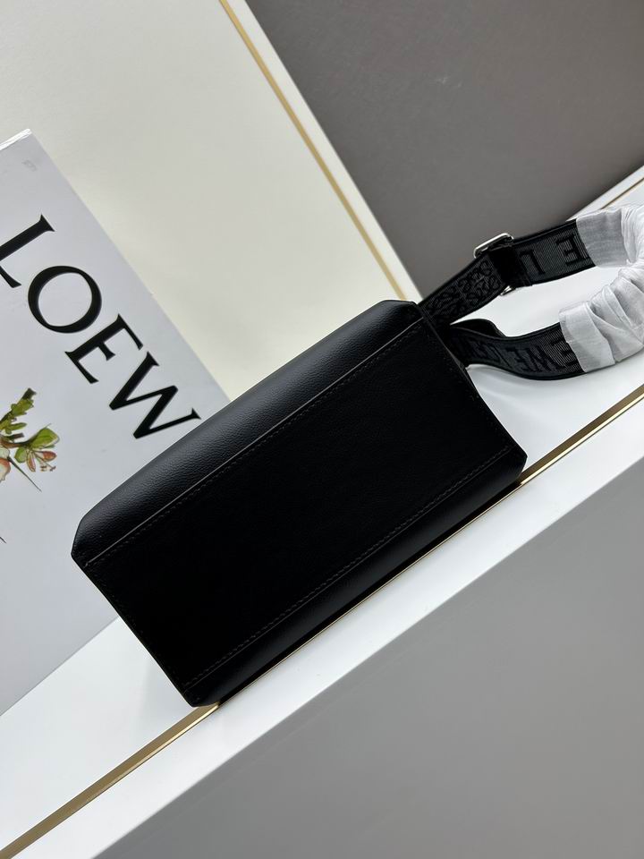 Loewe S230731 29.5x10.5x22cm jj_1