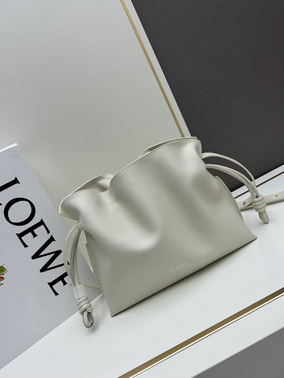 Loewe S062 30x24 5x10 5cm jj1_1