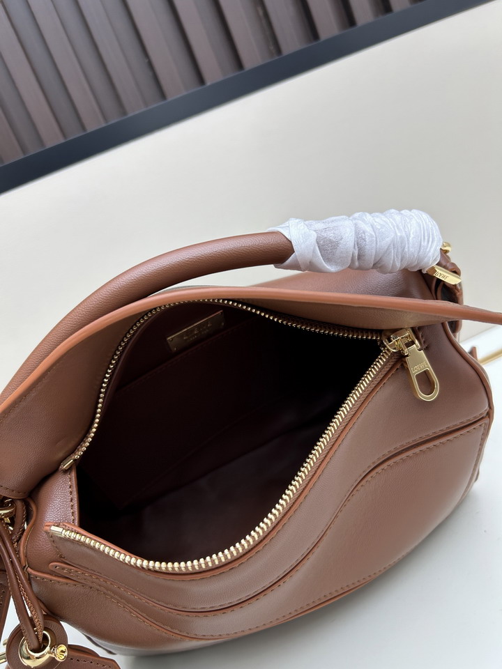 Loewe S25050527 24x16 5x10 5cm jj1_1