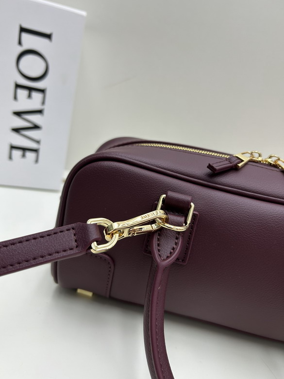 Loewe S062417 23x10x11cm jj3_1