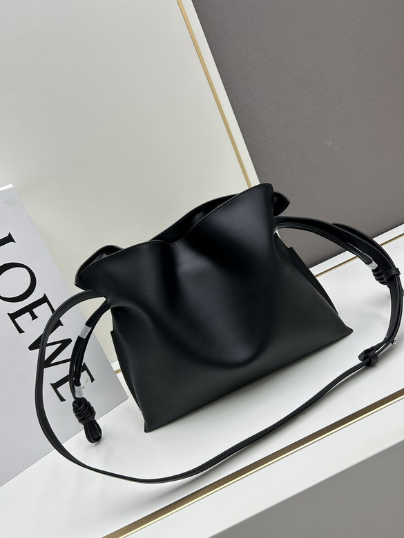 Loewe S062 30x24 5x10 5cm jj_1