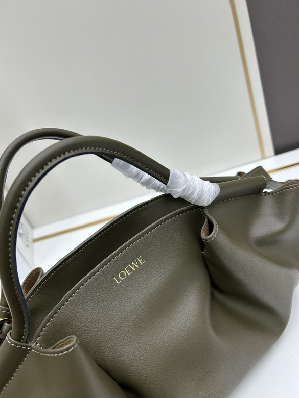 Loewe S062247 35x11 5x21cm jj3_1