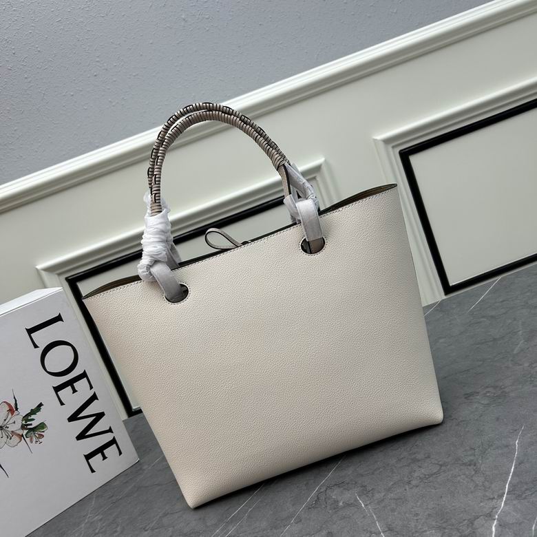 Loewe S011830 29x14x25cm ww (37)