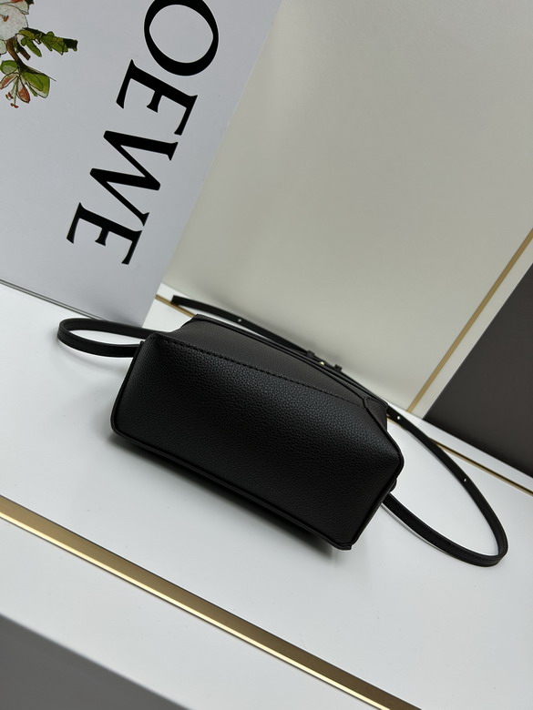 Loewe 062208 18x8x12 5cm jj1_1