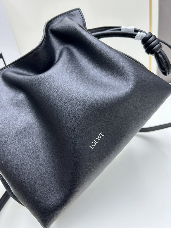 Loewe S063 22 5x18x9cm jj_1