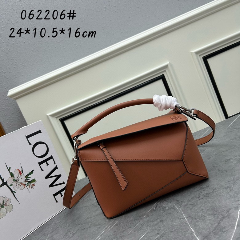 Loewe 062206 24x10 5x16cm jj1_1