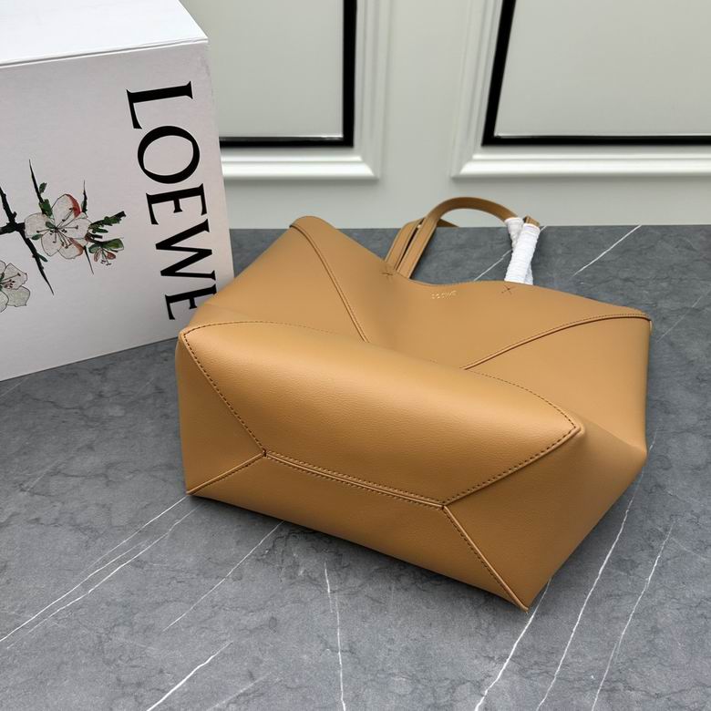 Loewe puzzle fold 25.5x14.5x31.5cm ww (1)