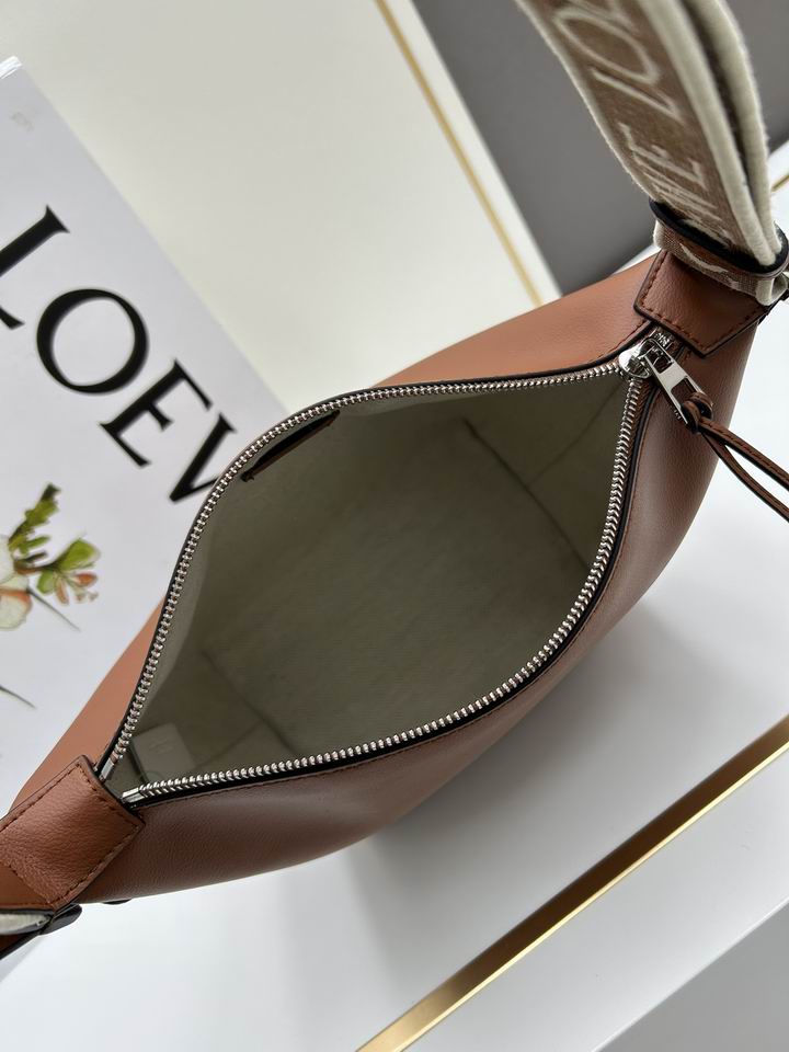 Loewe S230731 29.5x10.5x22cm jj1_1