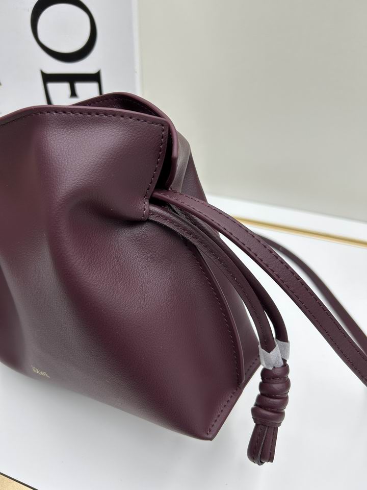 Loewe S063 22.5x18x9cm jj_1