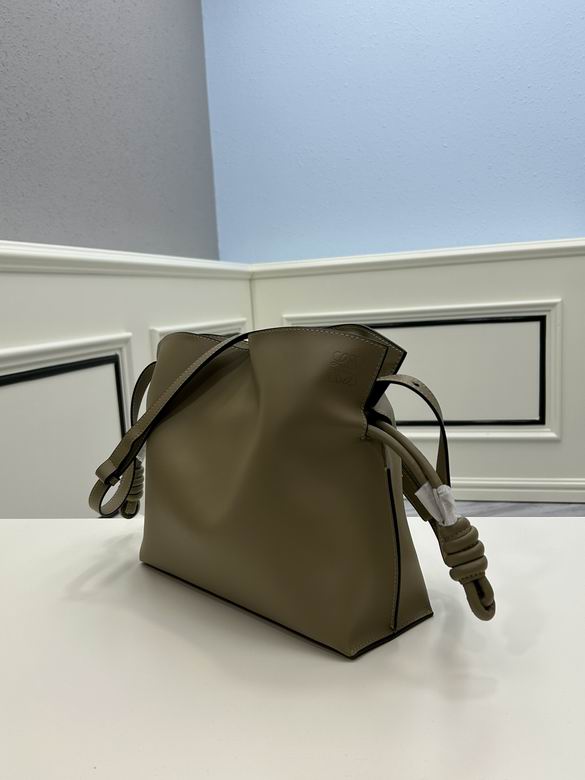 Loewe S062 30x24.5x10.5cm ww (1)