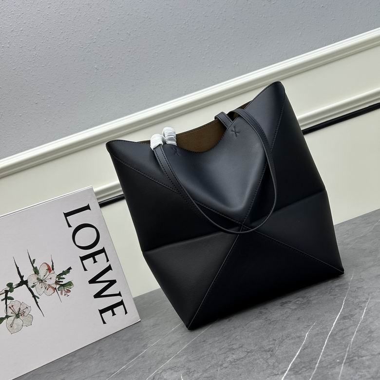 Loewe puzzle fold 25.5x14.5x31.5cm ww (1)