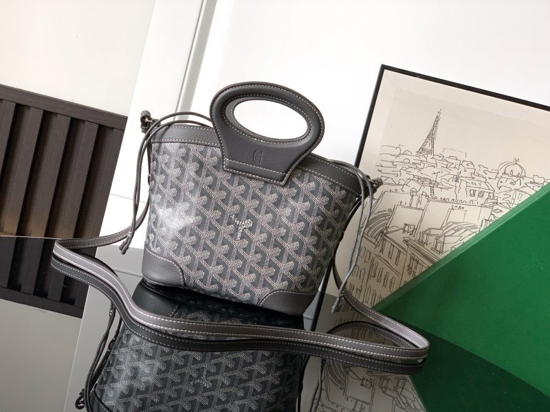 MATIGNON 0233