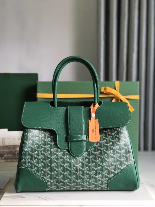 MATIGNON 0054
