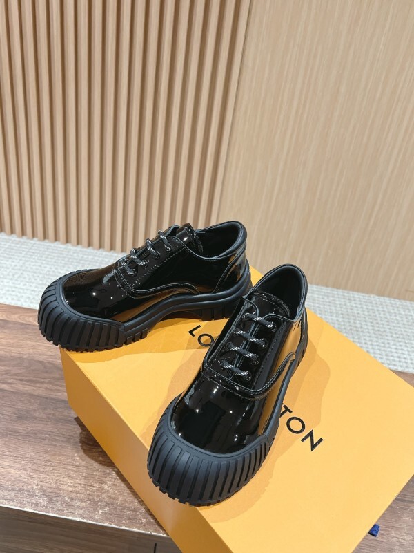 LV 0025