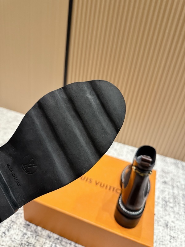 LV 0003