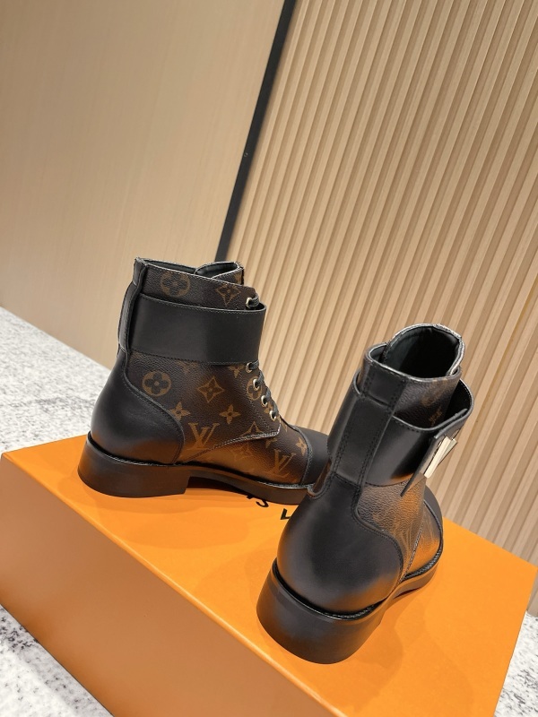 LV 0001