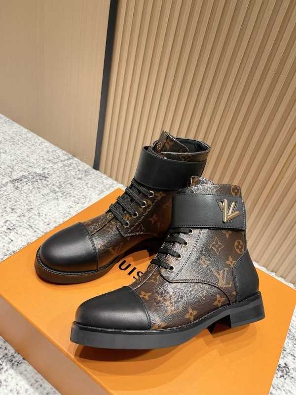 LV 0001