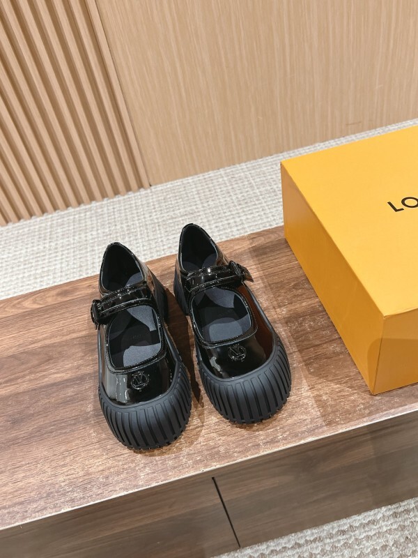 LV 0026