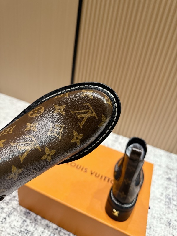 LV 0010