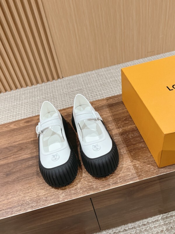 LV 0027